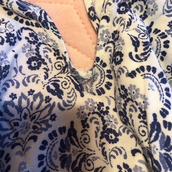 Long sleeved Hollister romper - Picture 3 of 4